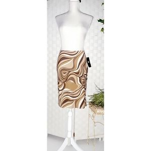 Icing Printed Stretch Skirt in Brown/Tan Comb